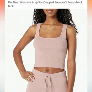 Scoop neck supersoft tank